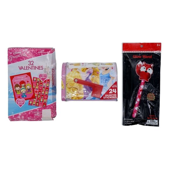 Disney Valentines Lot of Princesses Cards Mailbox Stickers Glow Stick Wand - Picture 1 of 8